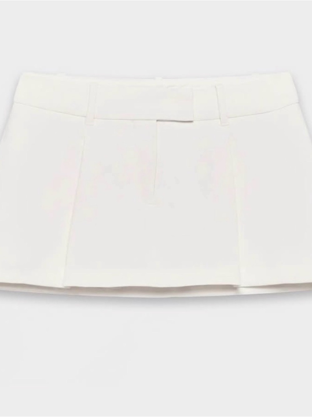 Aritzia Define Skort – Crepette Light Birch